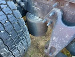 4 Underbody - Truck with 