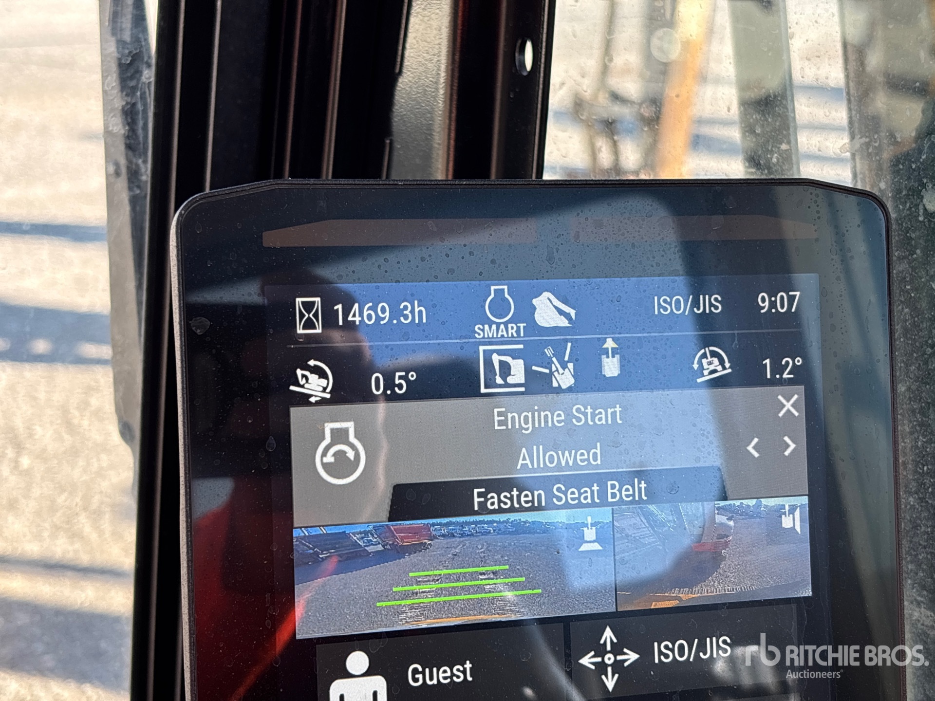 General Appearance with Hour Meter / Odometer