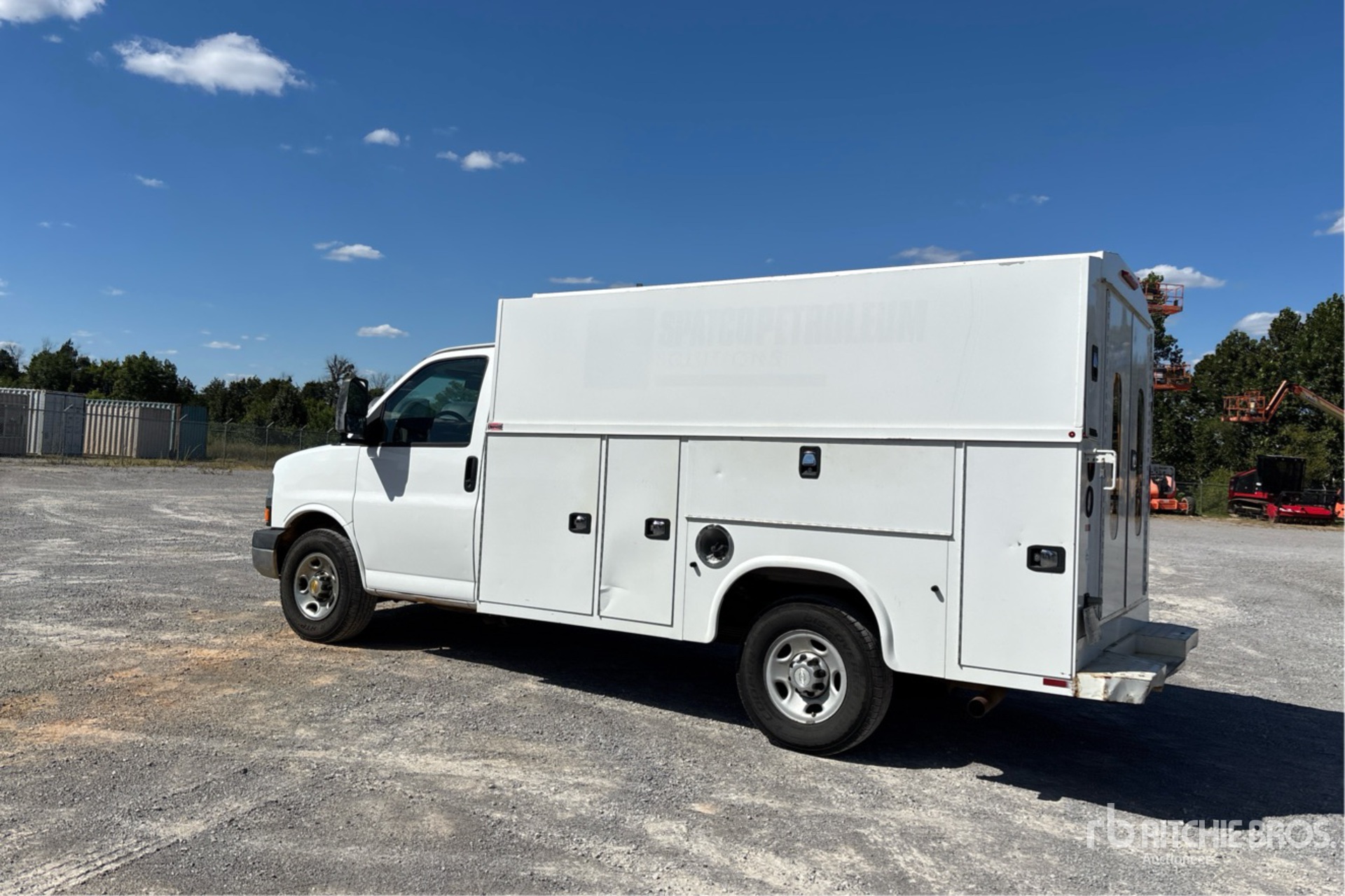 General Appearance with Picture, Left Rear Corner