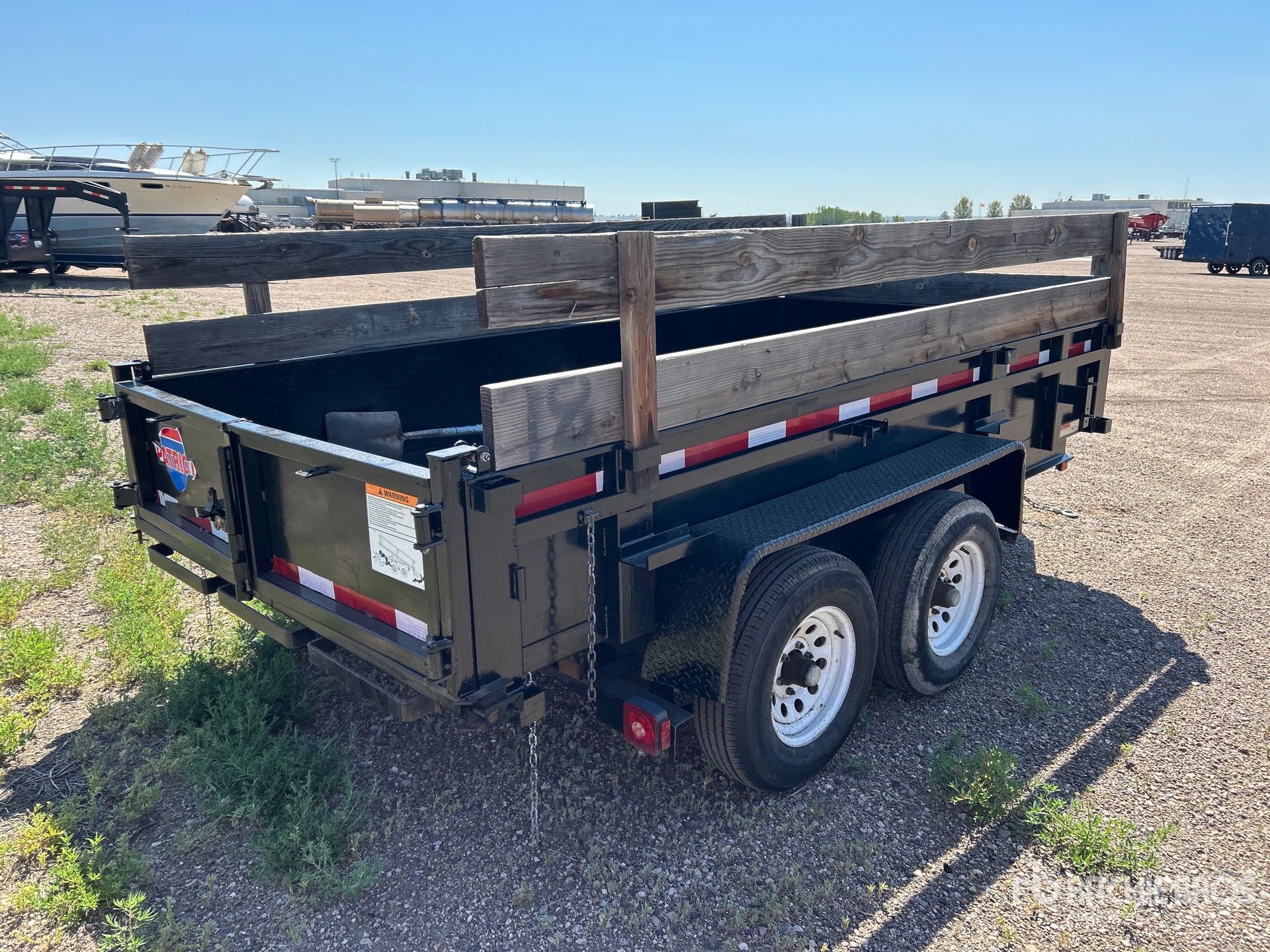 General Appearance with Picture, Right Rear Corner
