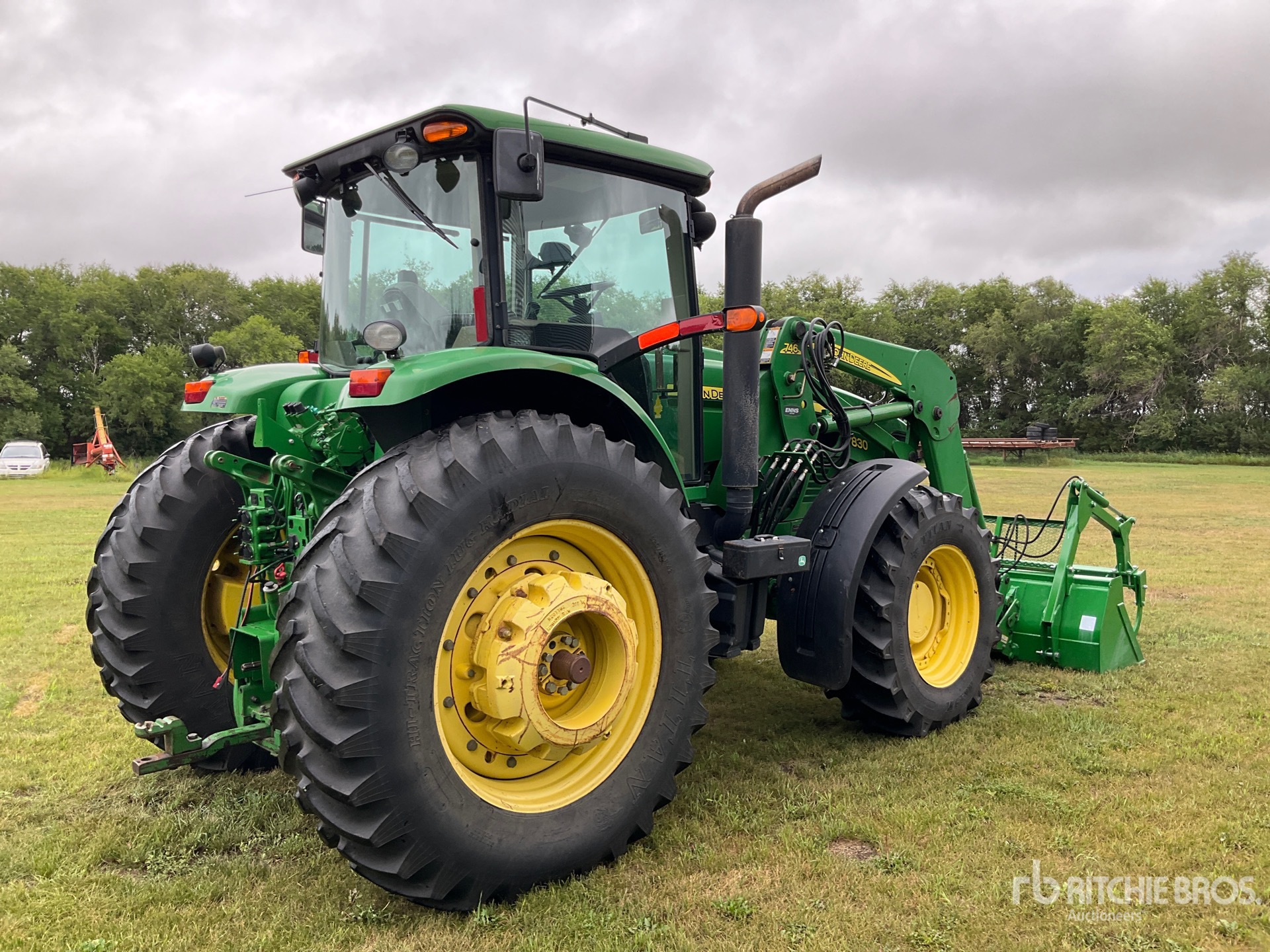 General Appearance with Picture, Right Rear Corner