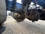 4 Underbody - Truck with 