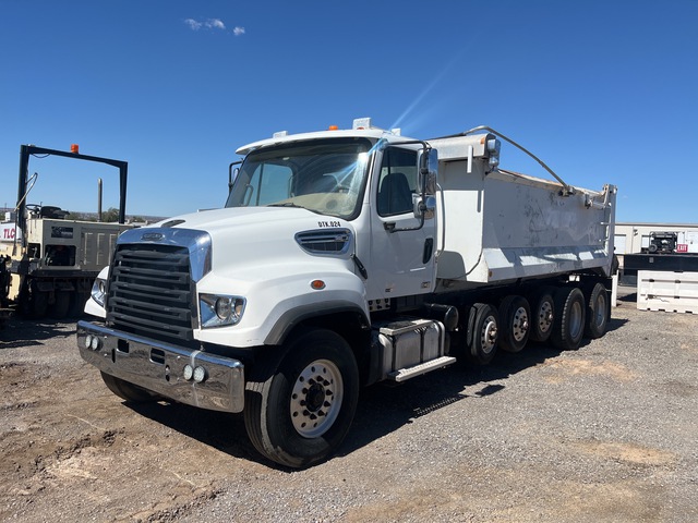2014 Freightliner 114SD 12x4 Simple 16 Five Axle Dump Truck (Inoperable)