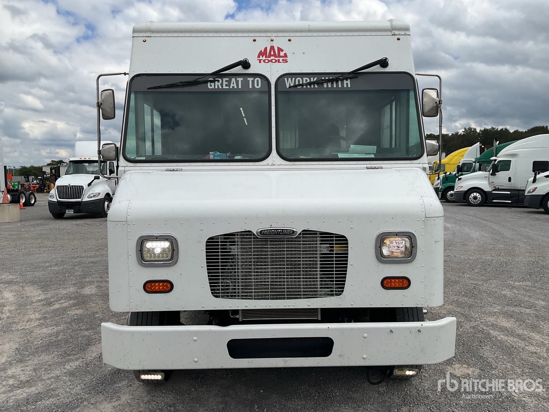 2018 Freightliner MT55