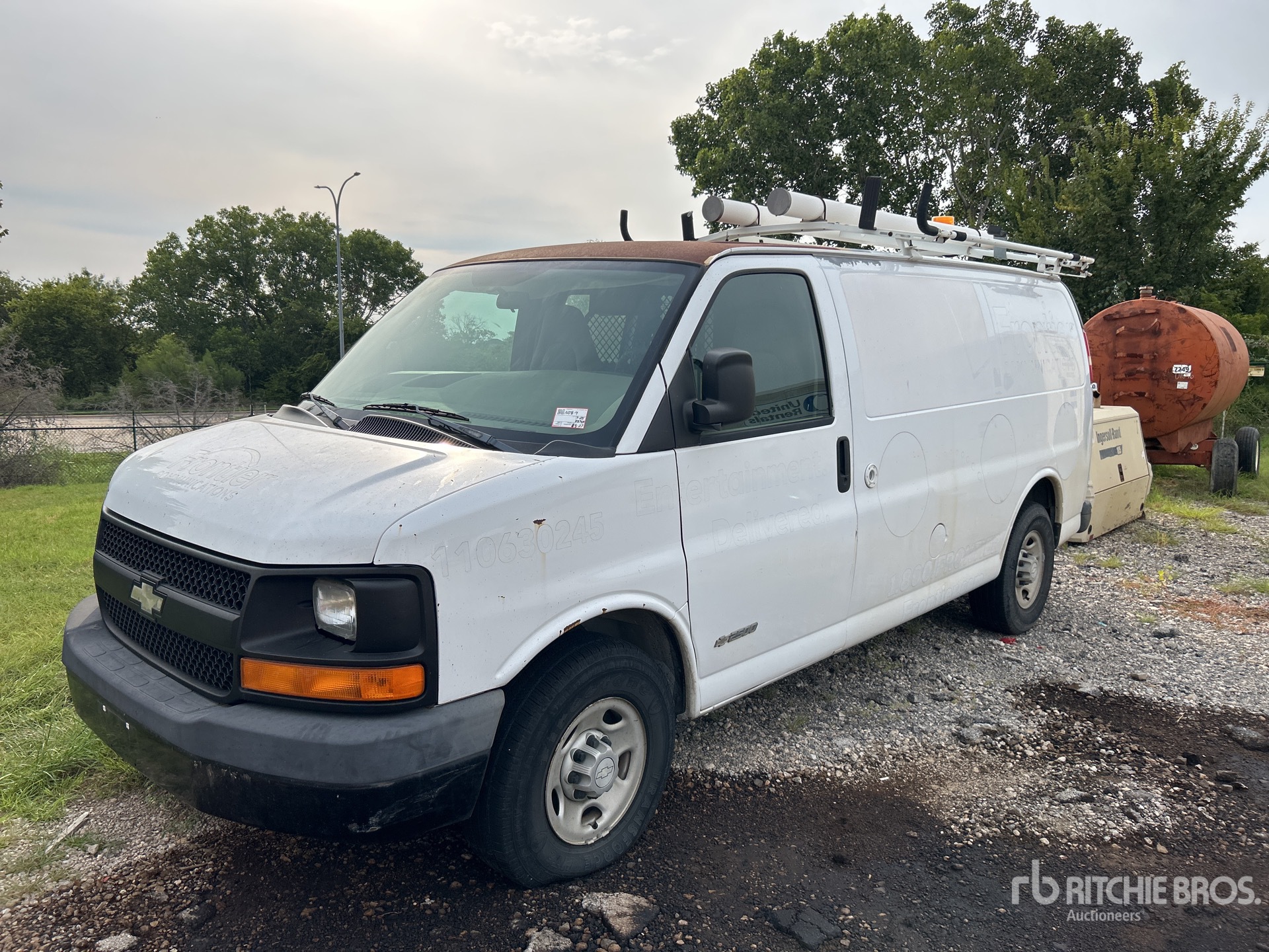 General Appearance with Featured Photo