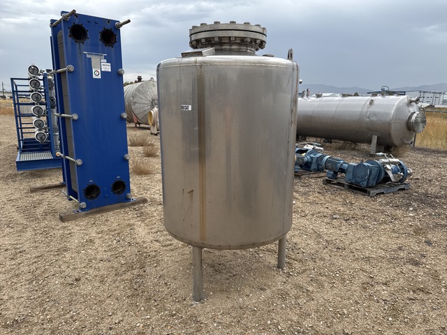 2009 Berlie - Falco 270 gal Stainless Steel Water Tank