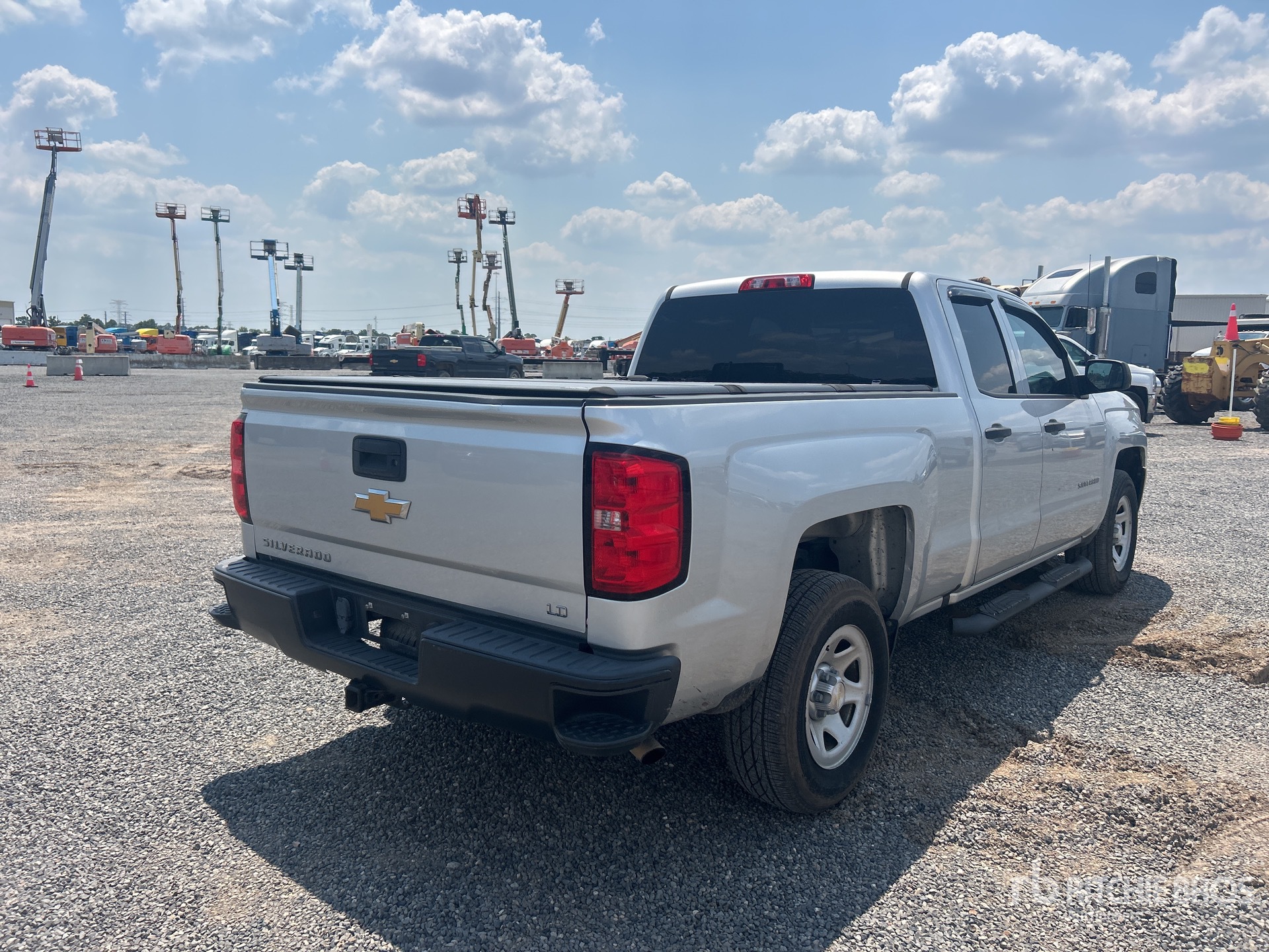 General Appearance with Picture, Right Rear Corner