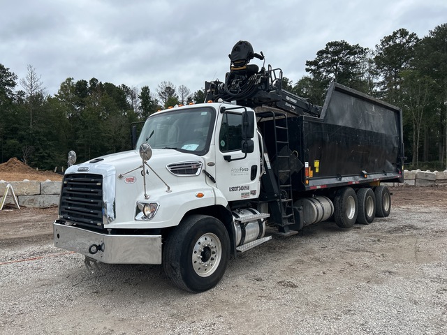 Rotobec Elite 910 8770 lb Knuckle Boom on 2025 Freightliner 114 SD 8x4 Grapple Truck