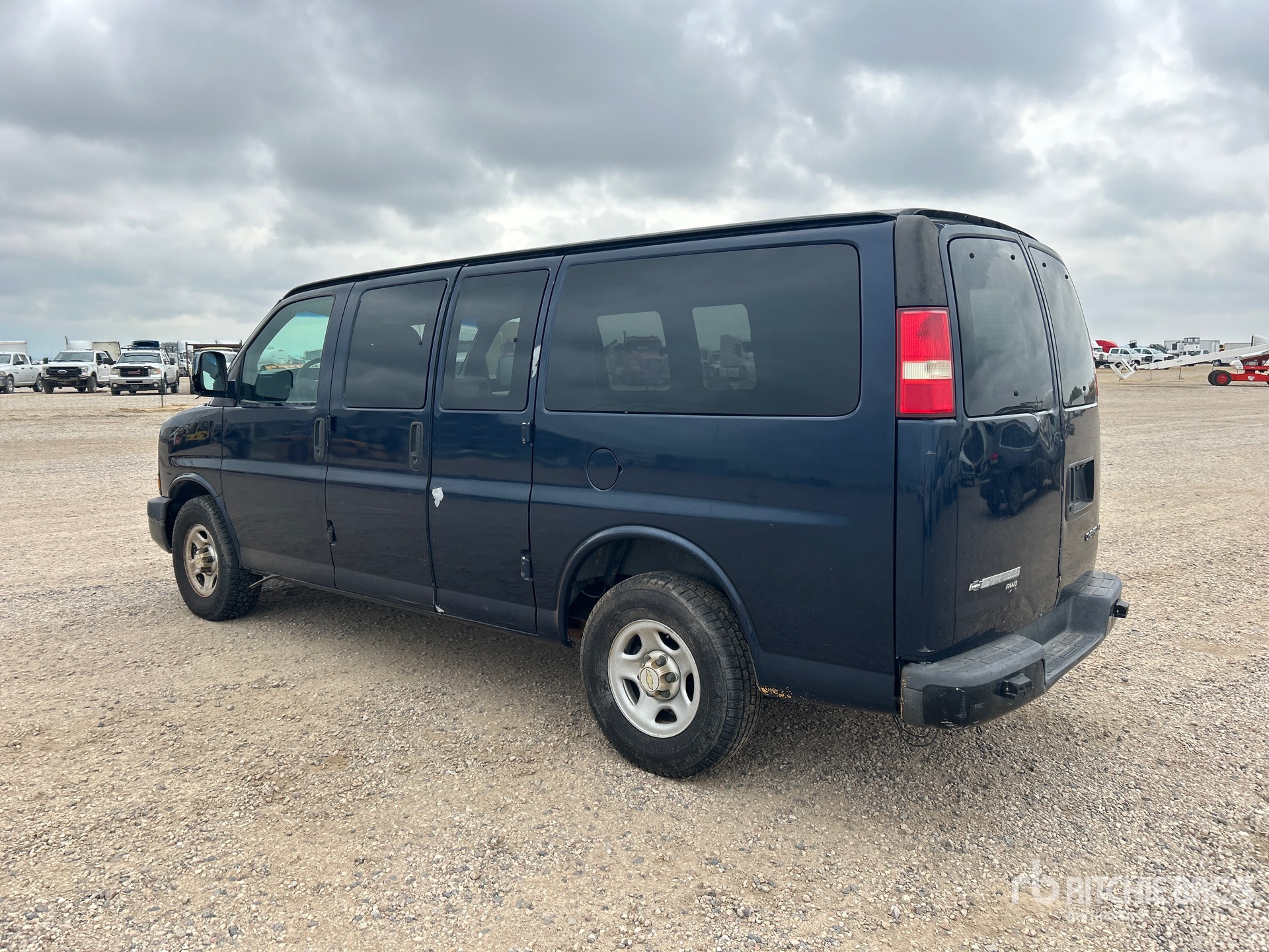 General Appearance with Picture, Left Rear Corner