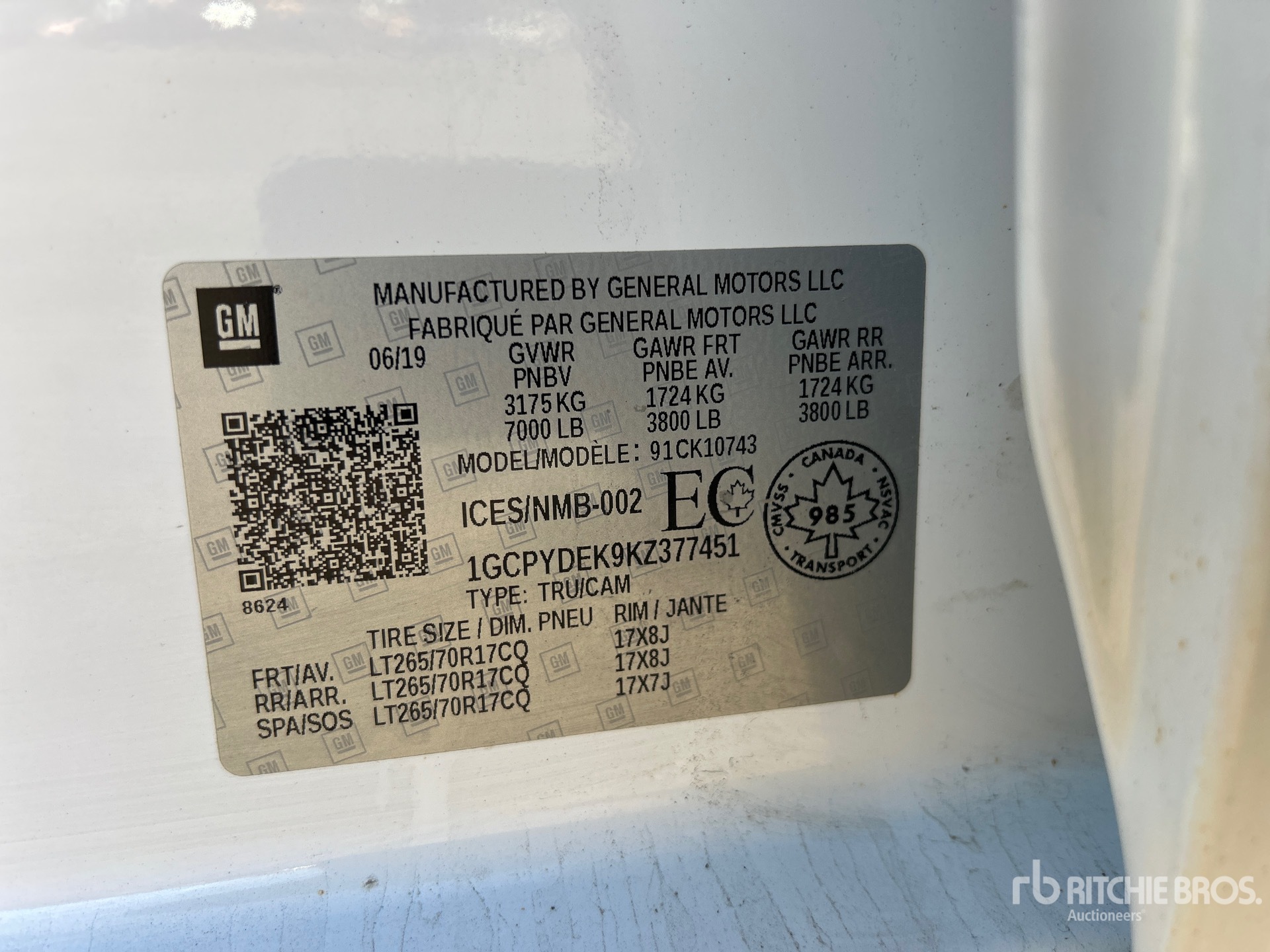 General Appearance with Serial Number / VIN