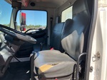 Cab with Seats/armrests