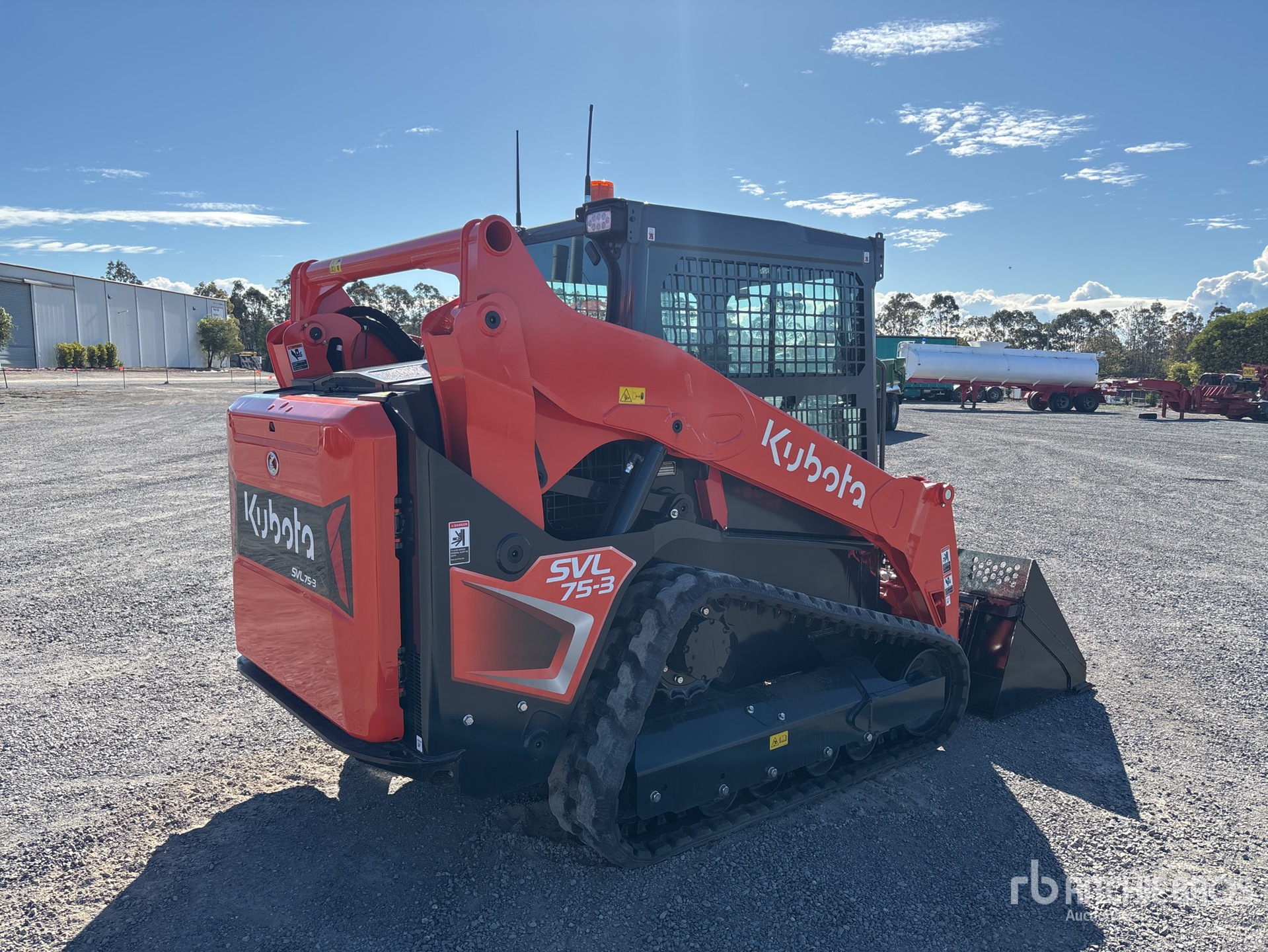 General Appearance with Picture, Right Rear Corner