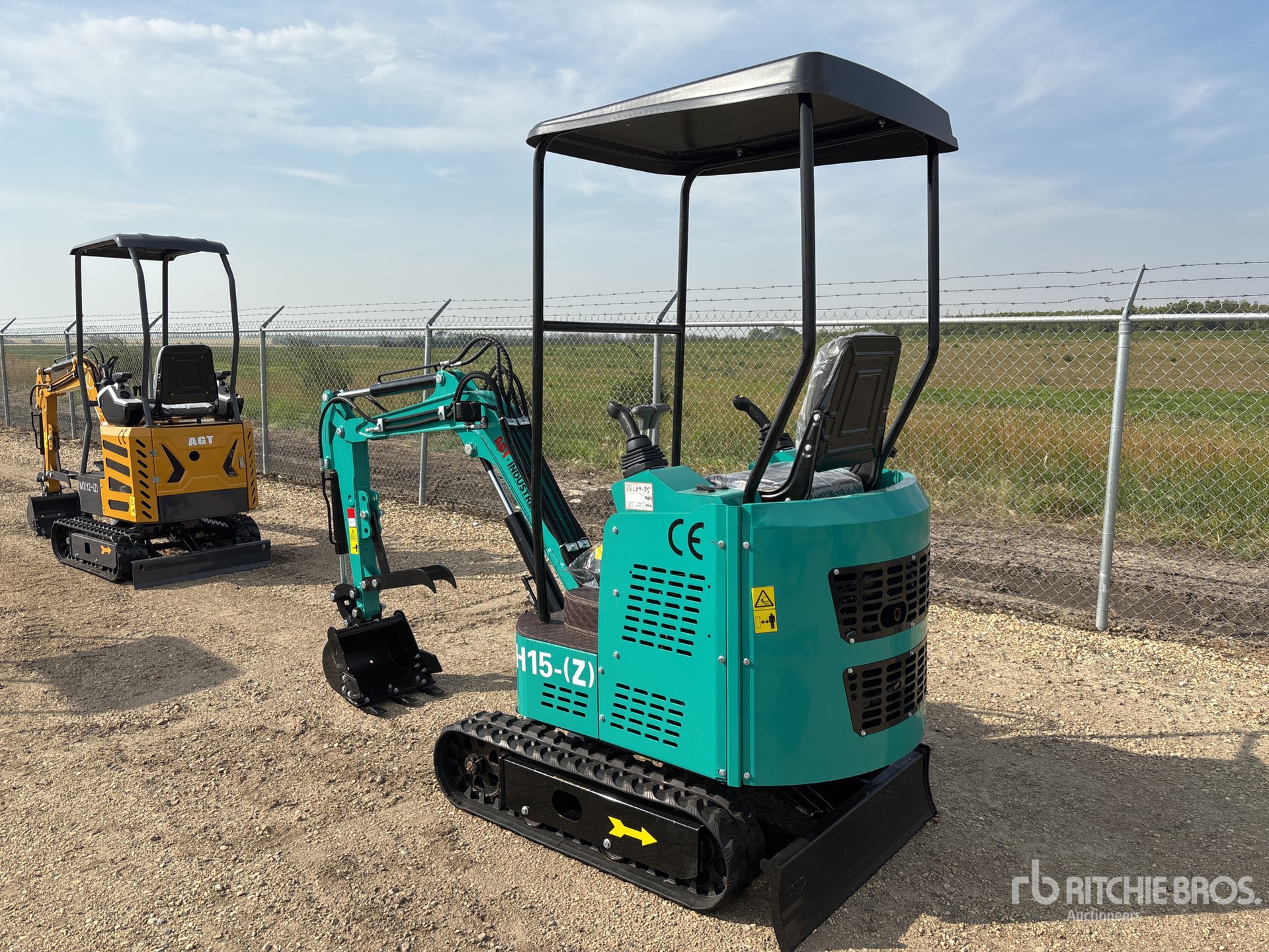 EXCAVADORA 2025 AGT H15(Z)