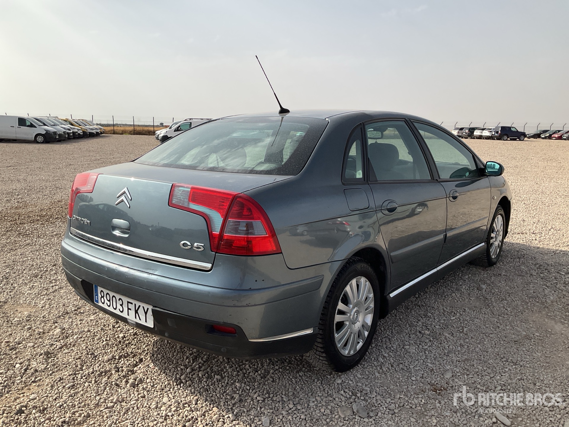 General Appearance with Picture, Right Rear Corner