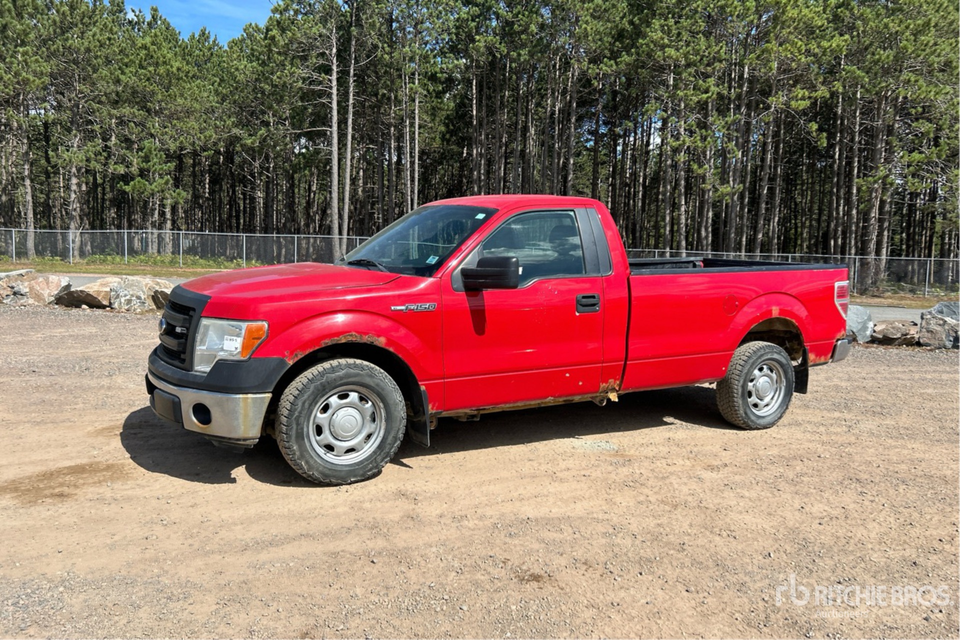 General Appearance with Picture, Left Front Corner