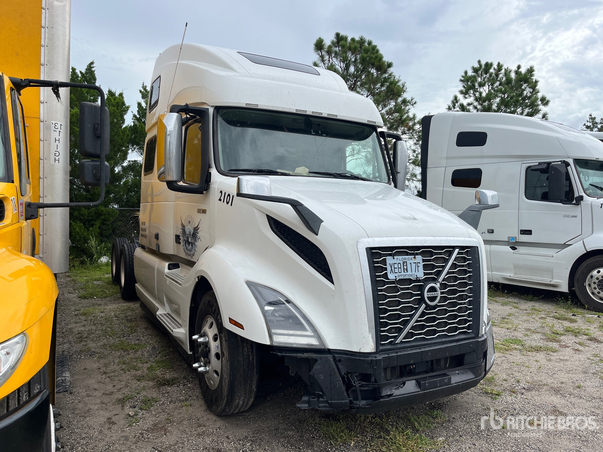 General Appearance with Picture, Right Front Corner