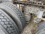 4 Underbody - Truck with 