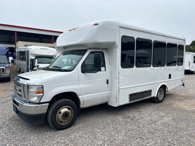 2017 Ford E-350 4x2 Transit Bus 2017 Ford E-350 4x2 Transit Bus