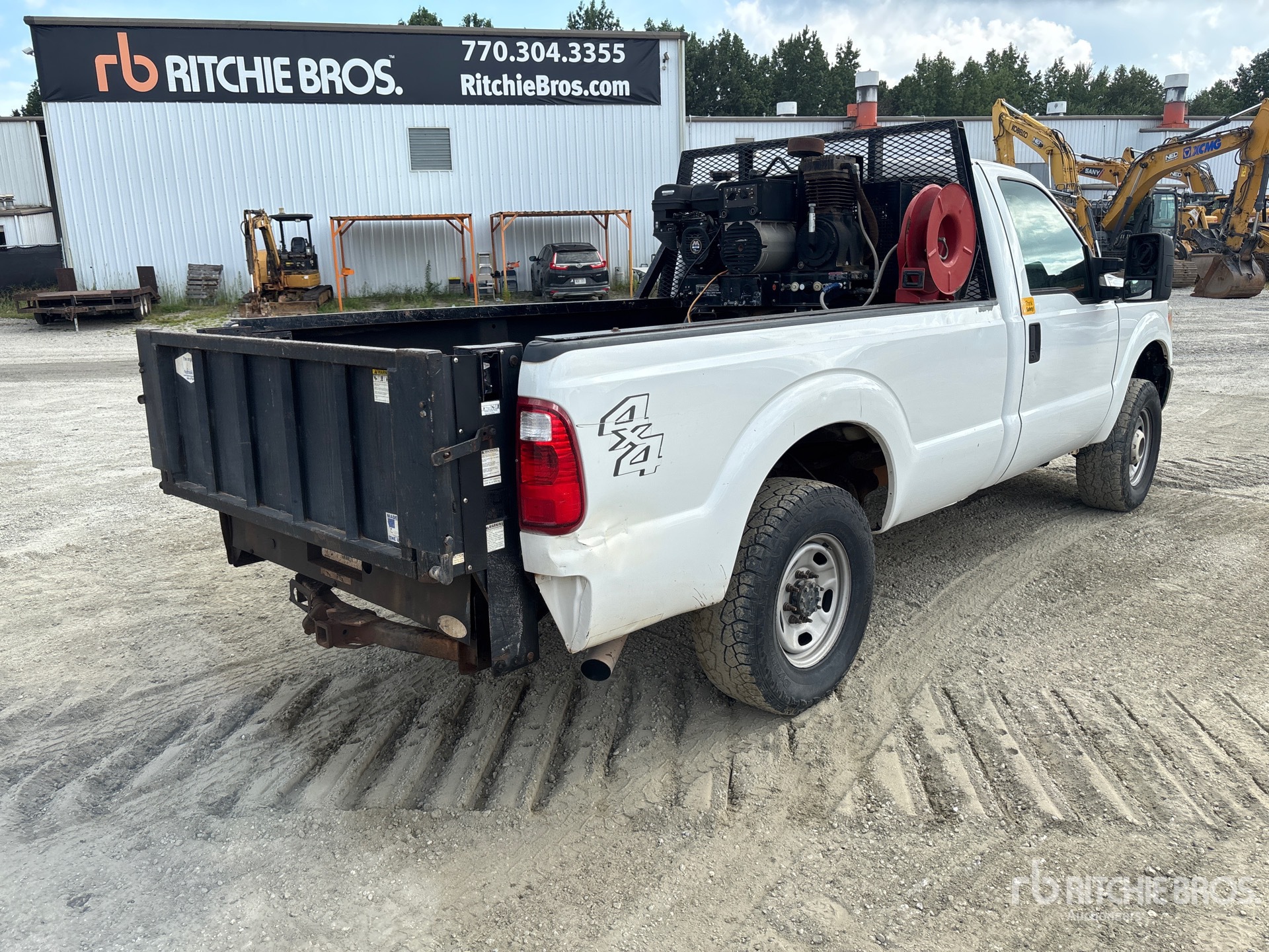 General Appearance with Picture, Right Rear Corner