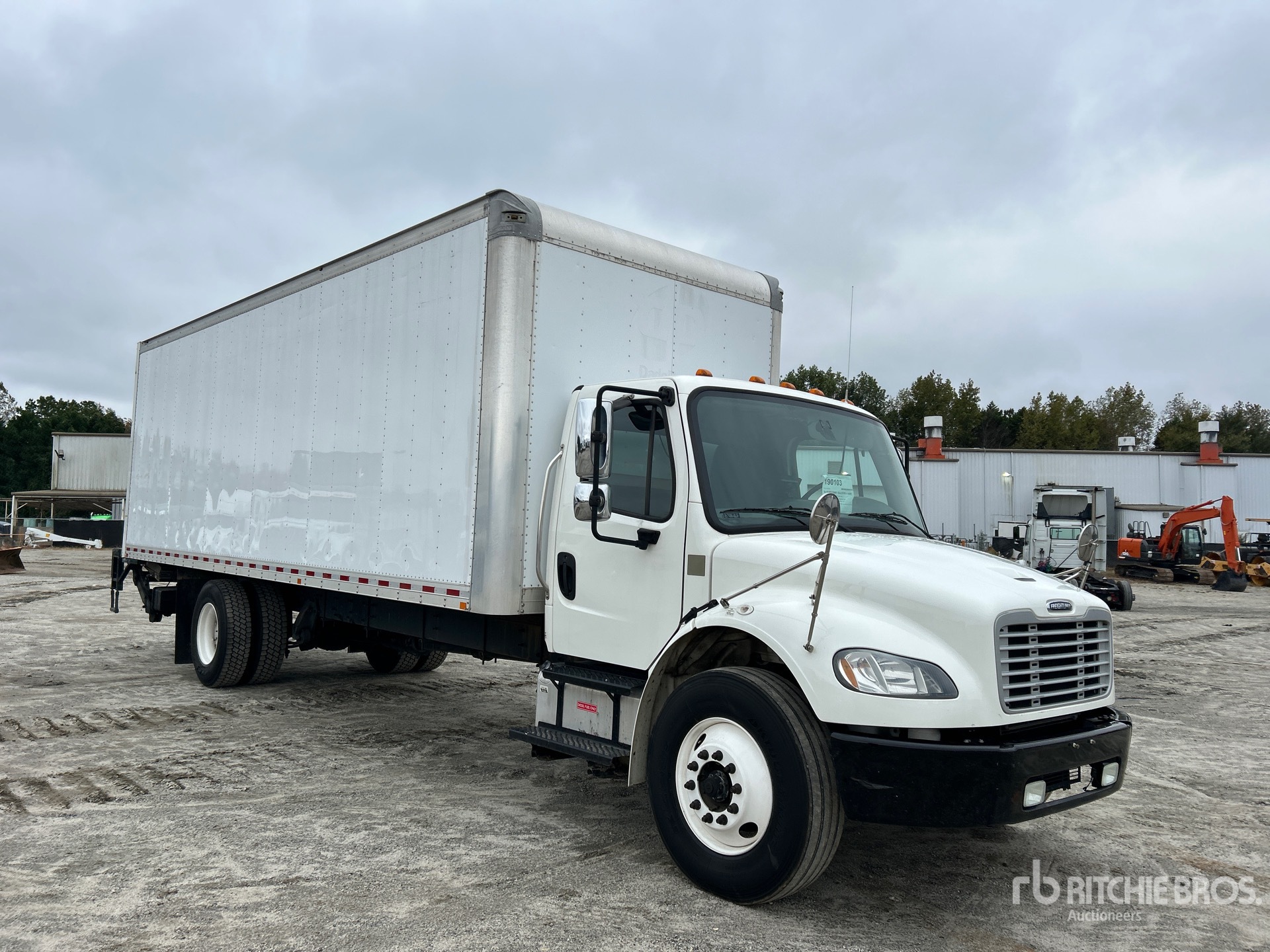 Aspect général with Image, coin avant droit