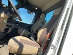 Cab with Seats/armrests