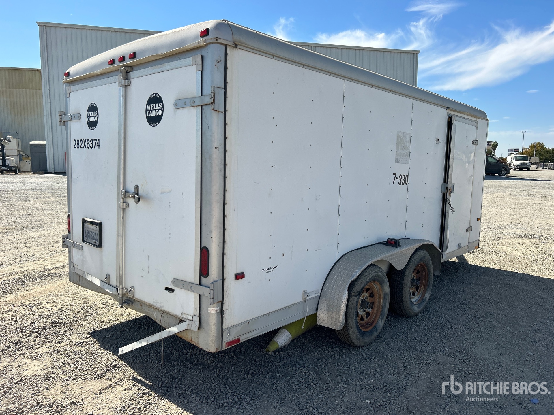General Appearance with Picture, Right Rear Corner