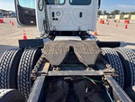 4 Underbody - Truck with 