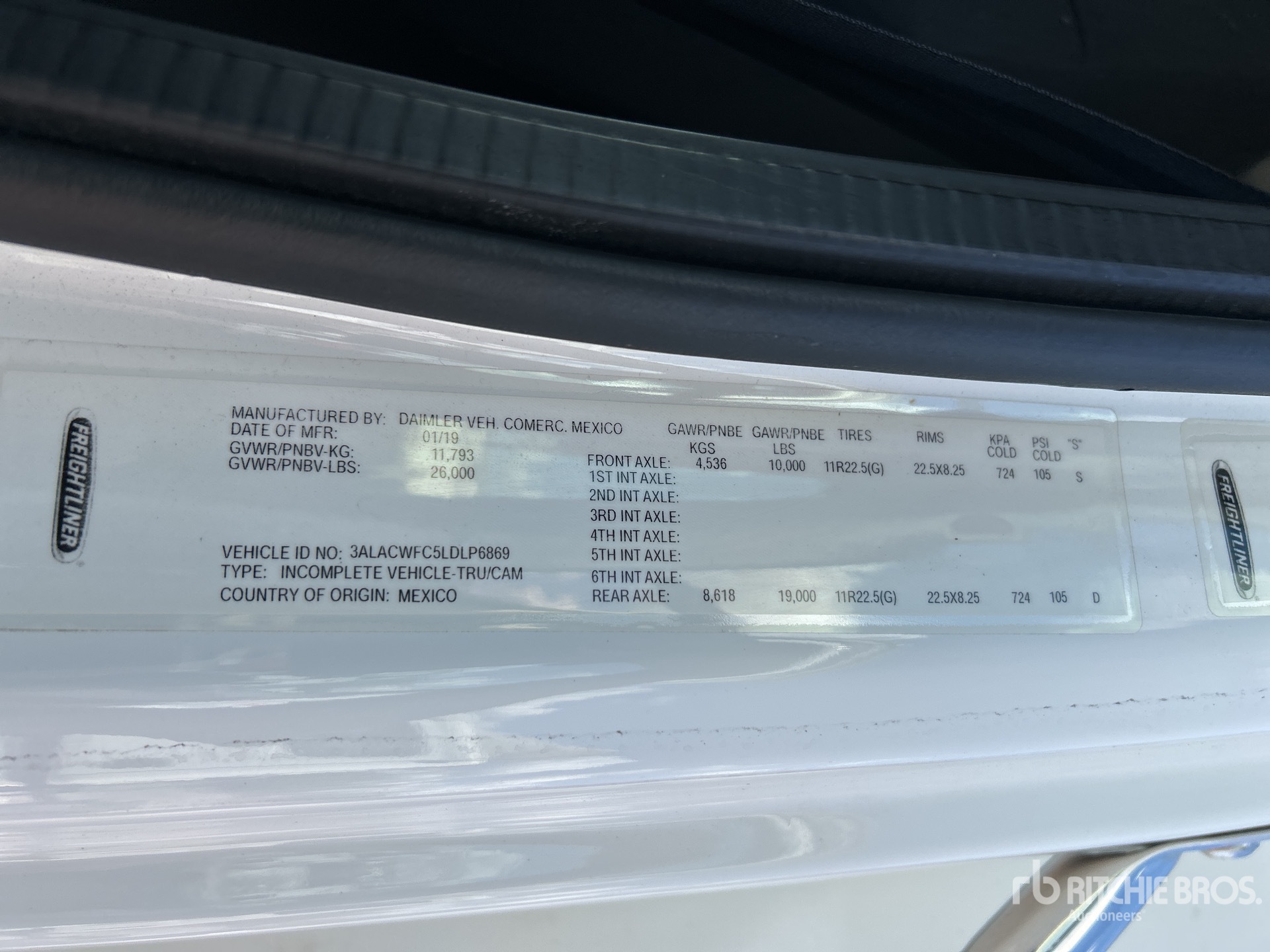 General Appearance with Serial Number / VIN
