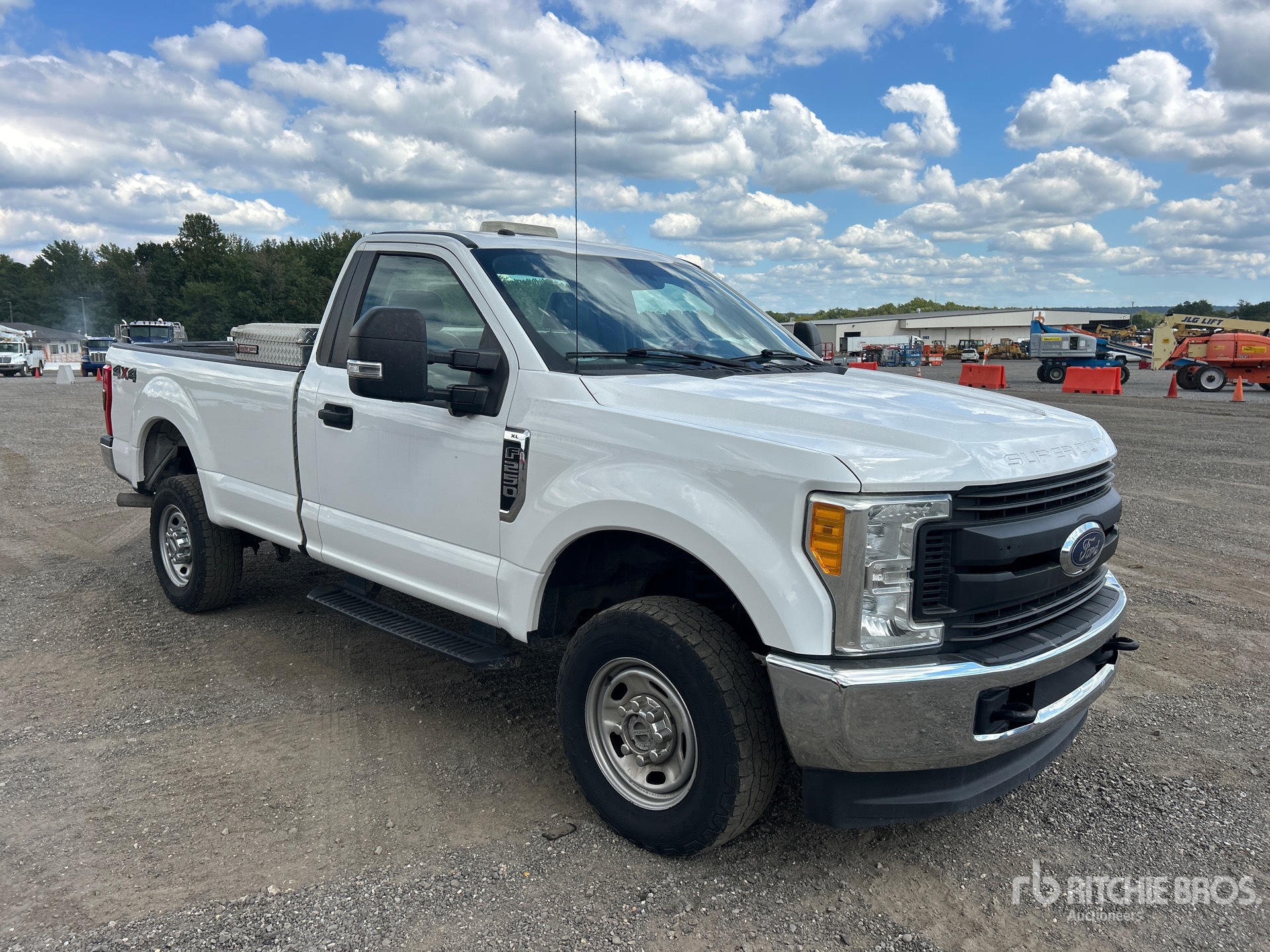 General Appearance with Picture, Right Front Corner