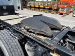 4 Underbody - Truck with 