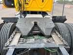 4 Underbody - Truck with 