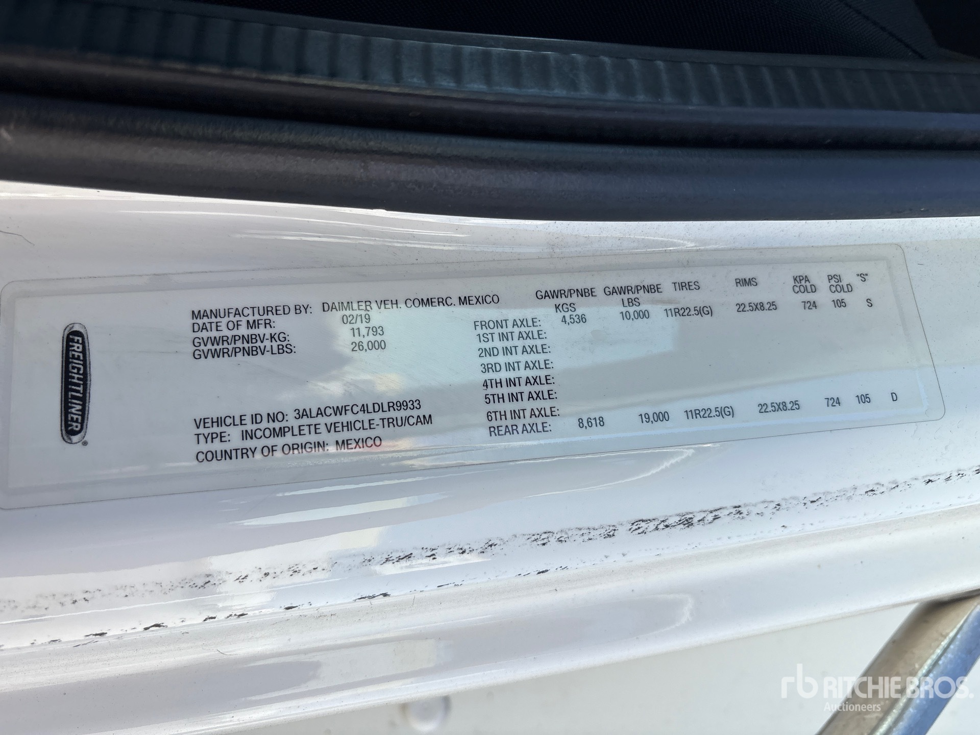 General Appearance with Serial Number / VIN