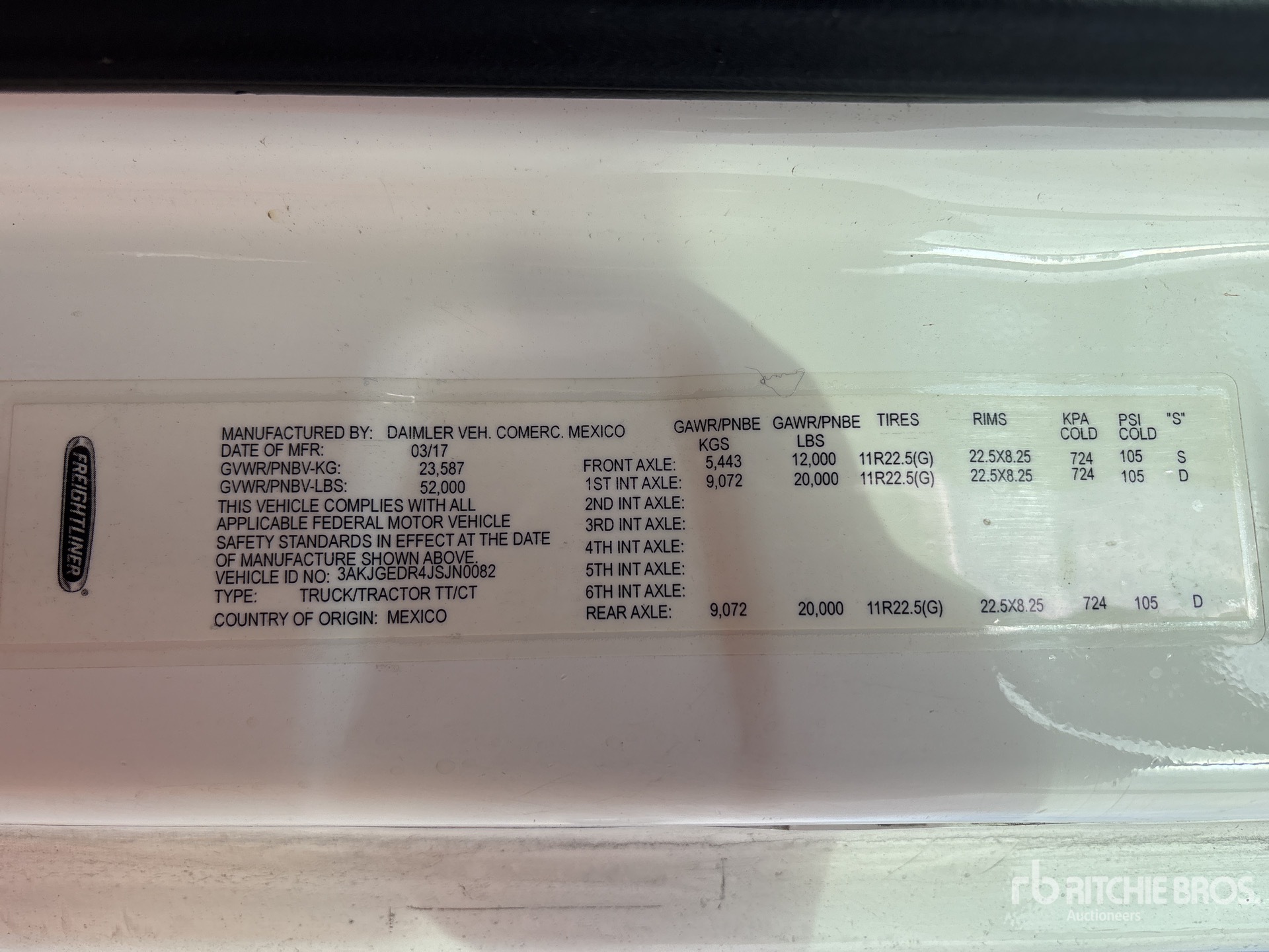 General Appearance with Serial Number / VIN