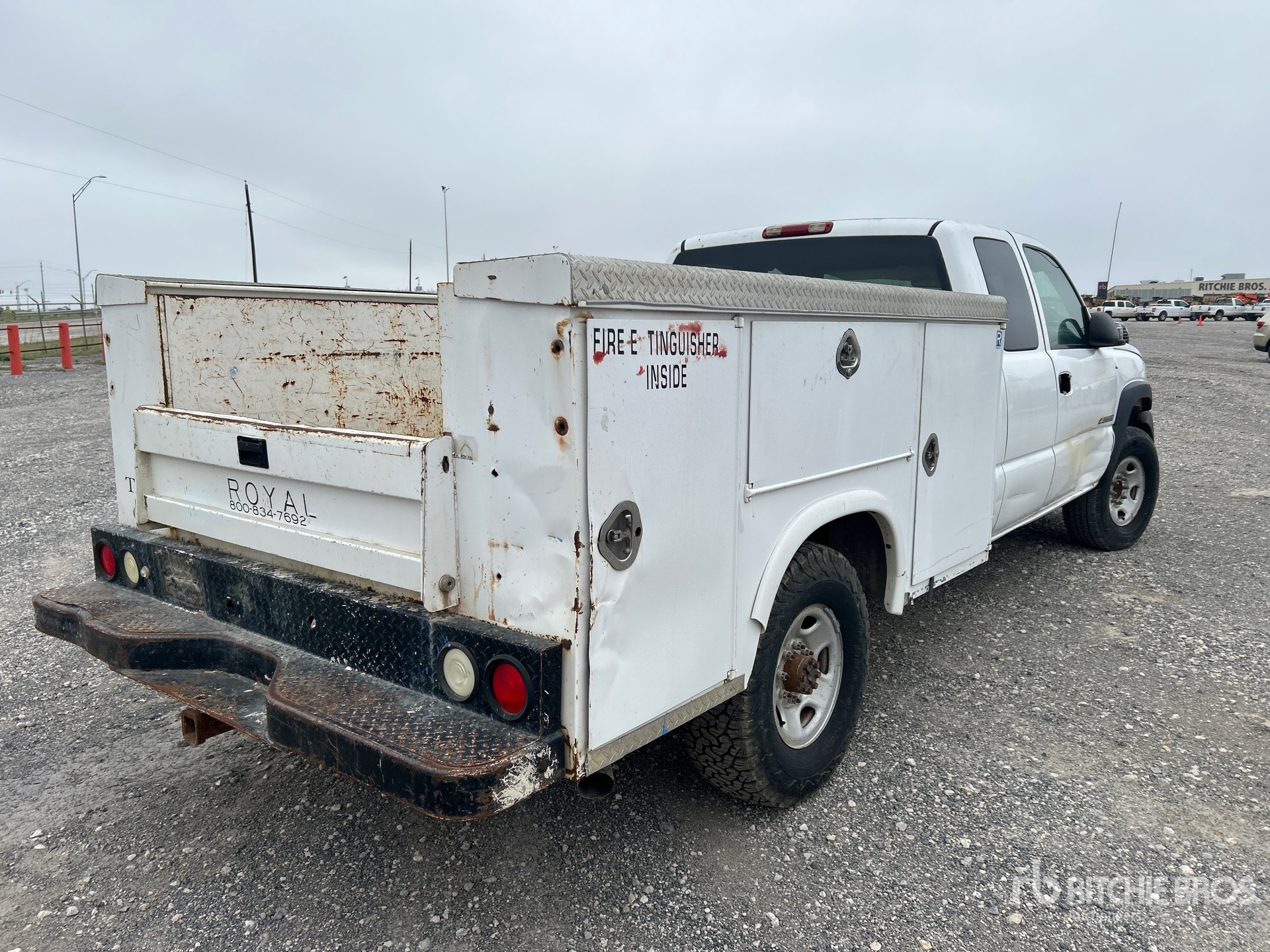 General Appearance with Picture, Right Rear Corner