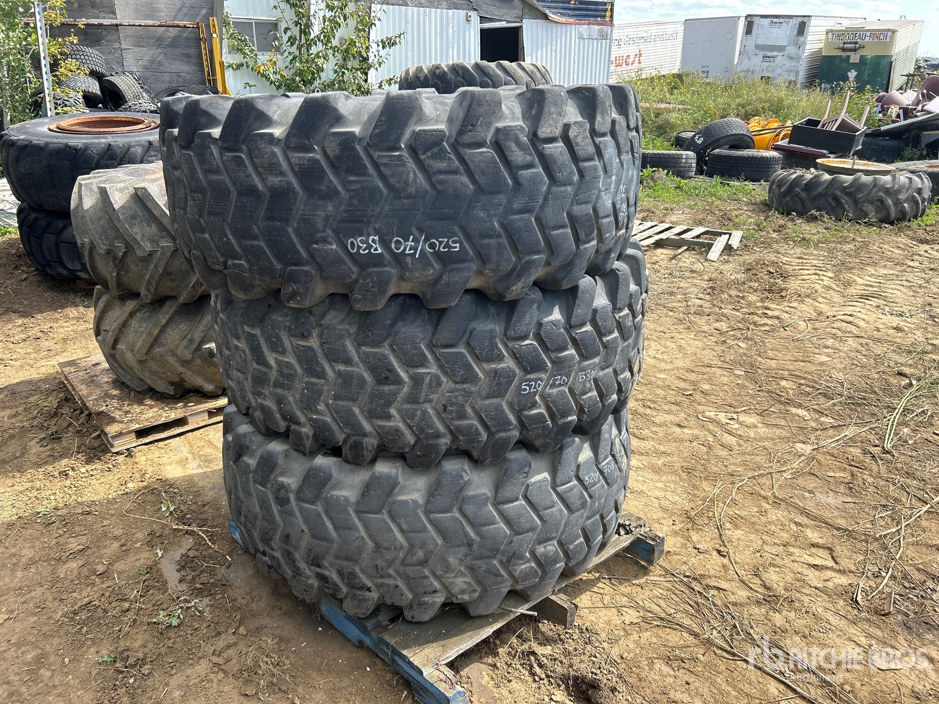 General Appearance with Picture, Right Rear Corner