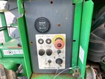 Poste de contrôle inférieur de base with 