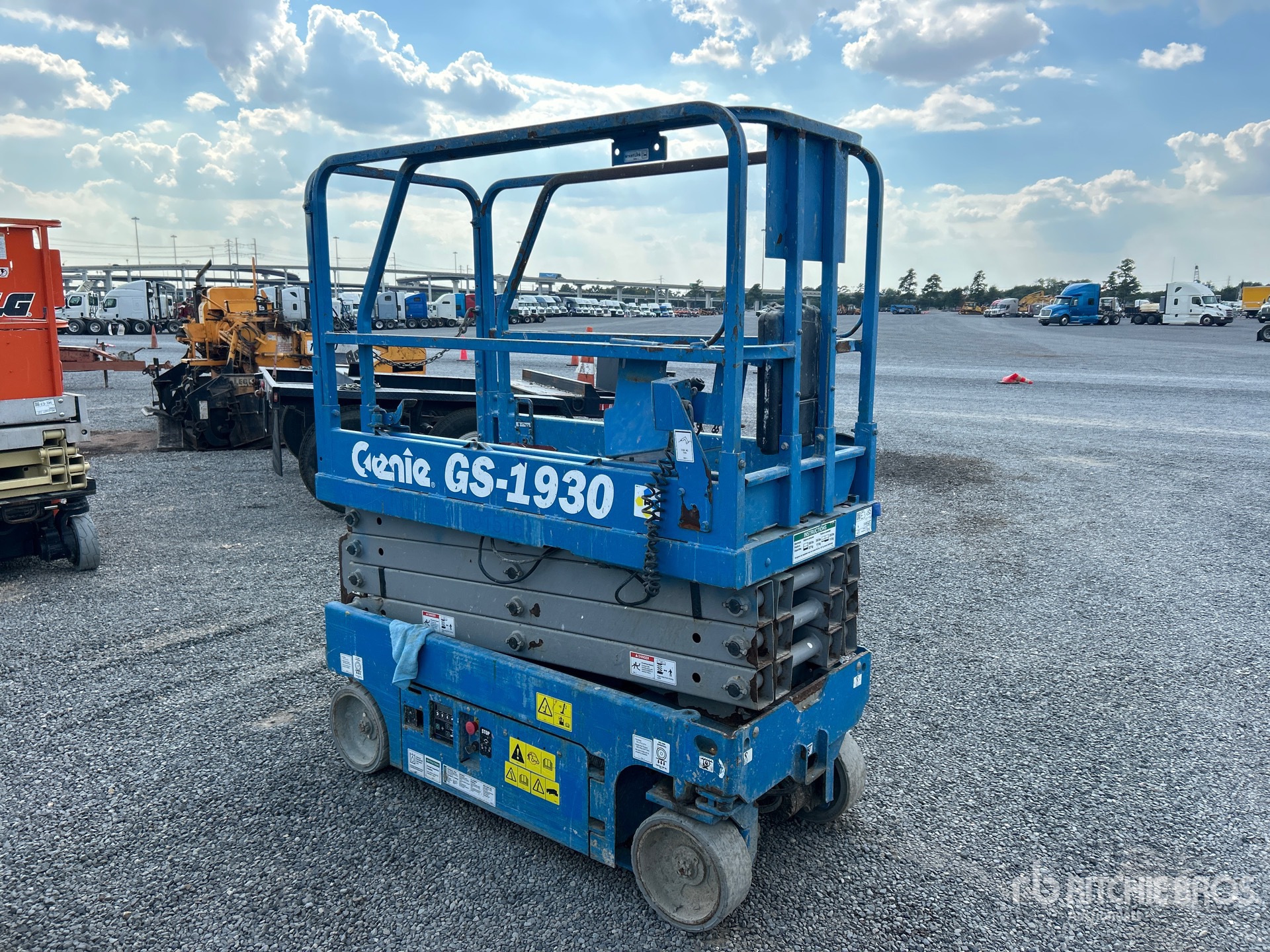 ELEVADOR TIJERA 2015 GENIE GS1930