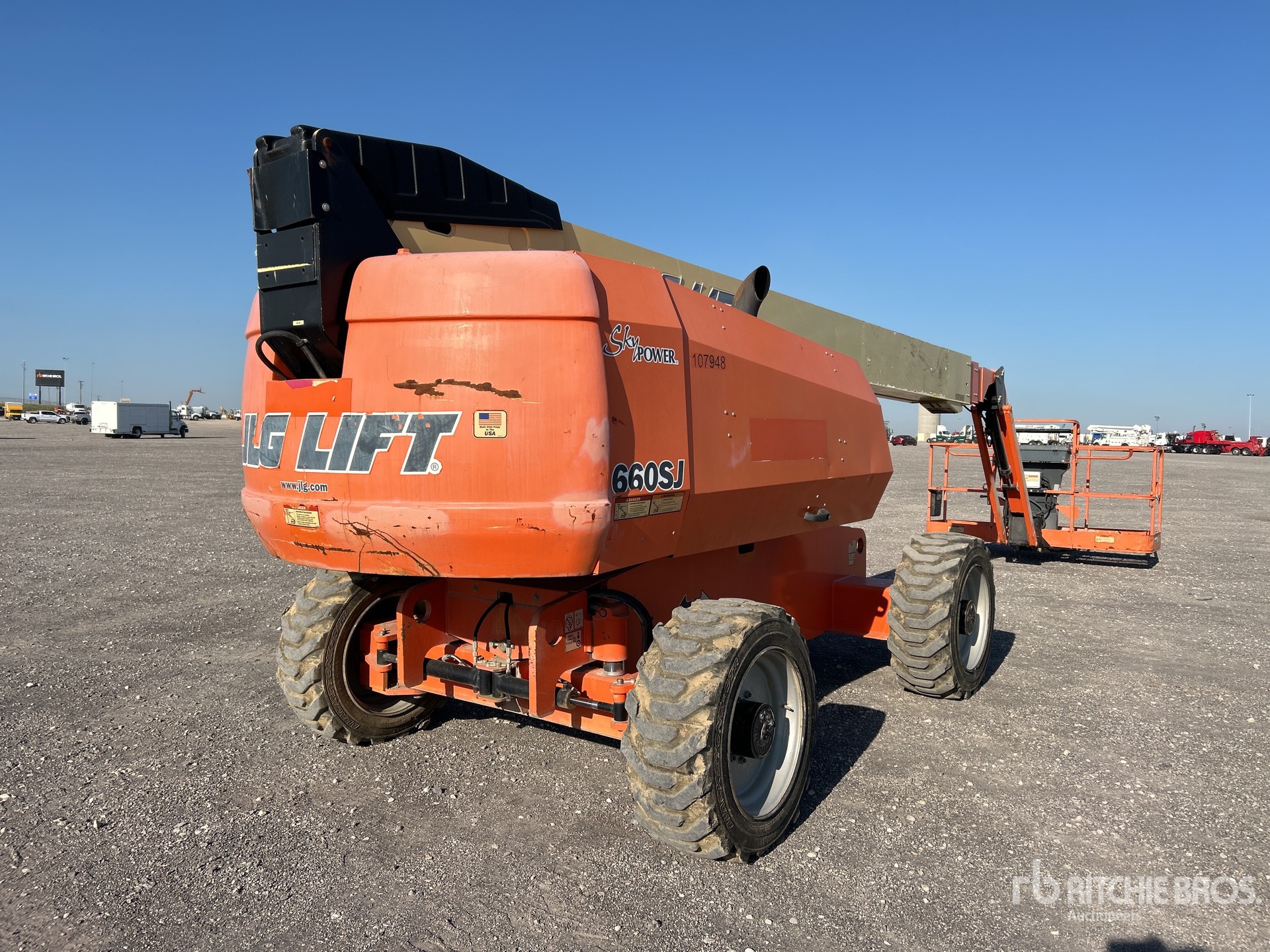 General Appearance with Picture, Right Rear Corner