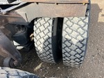4 Underbody - Truck with 