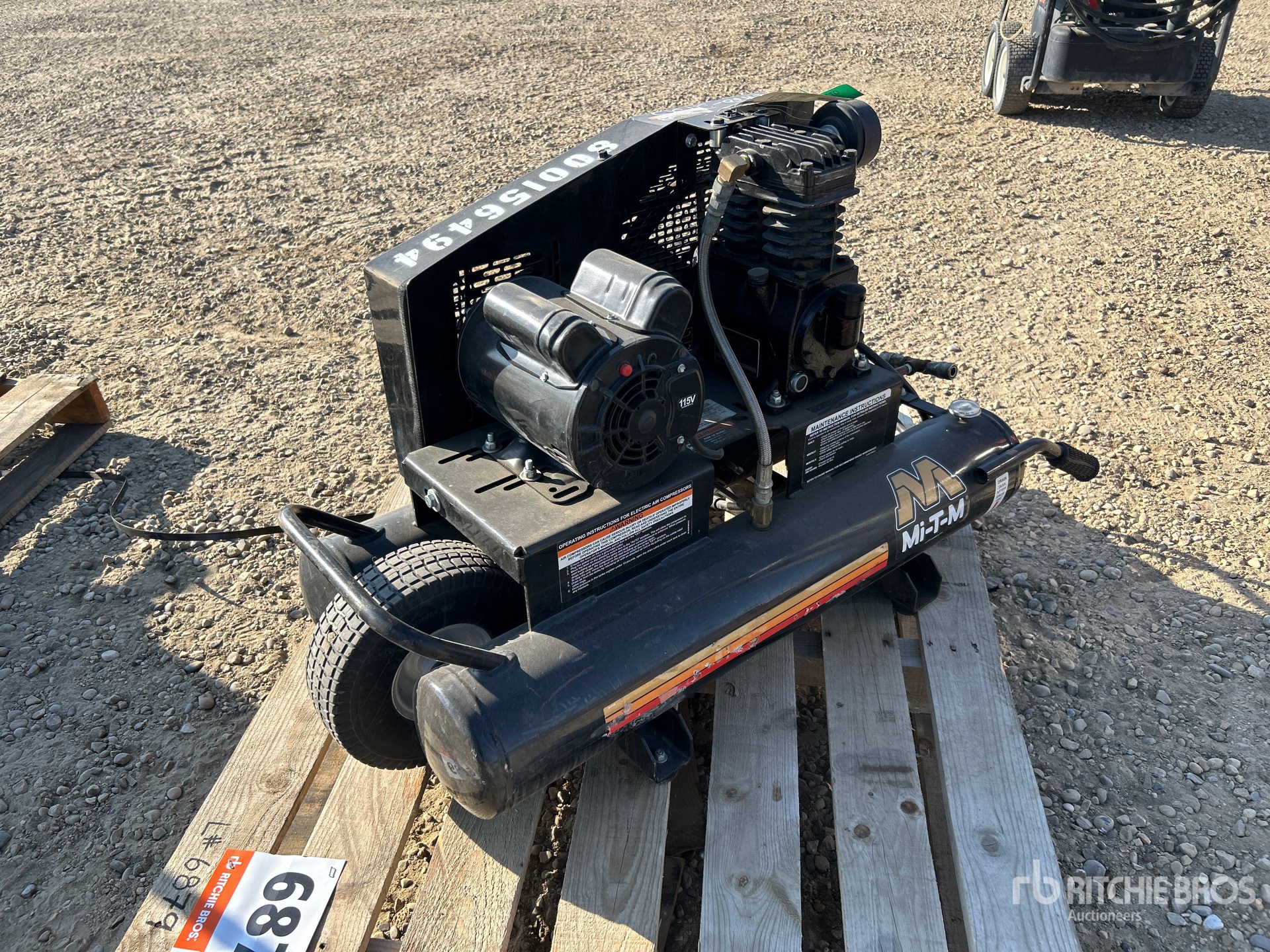General Appearance with Picture, Right Front Corner