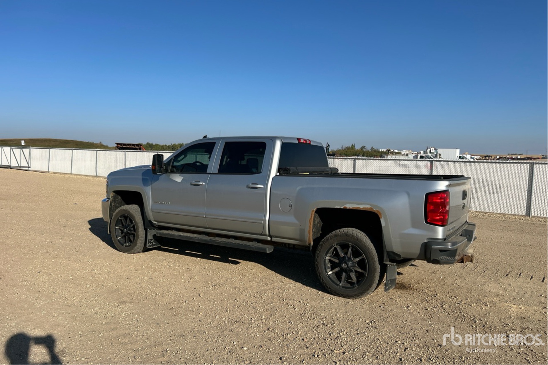 General Appearance with Picture, Left Rear Corner