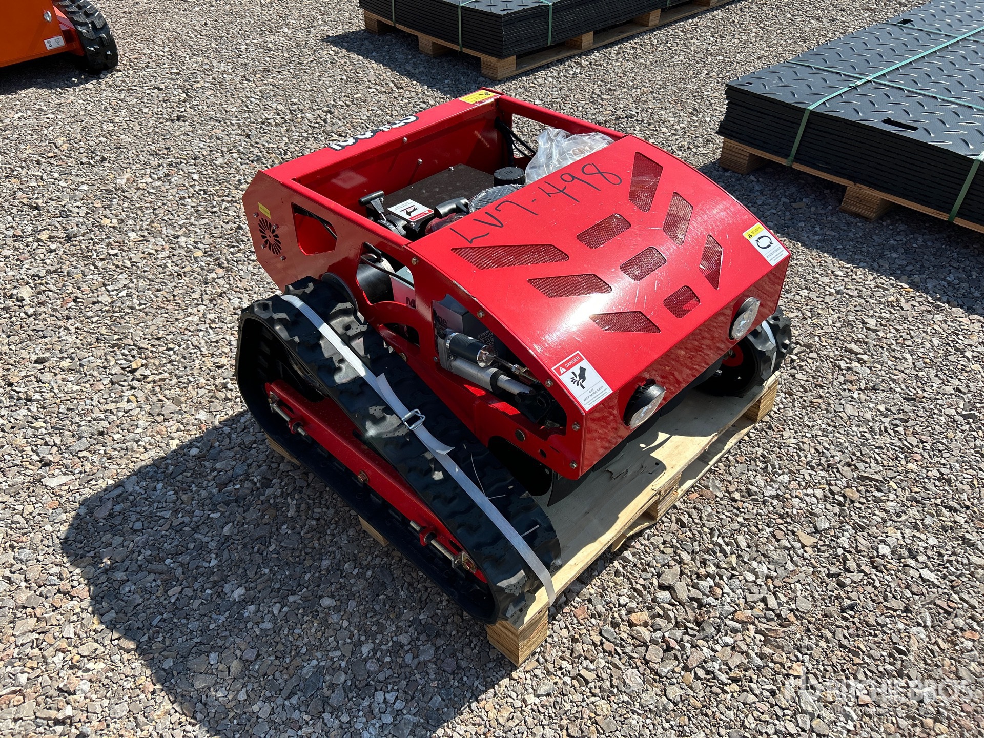 General Appearance with Picture, Right Front Corner