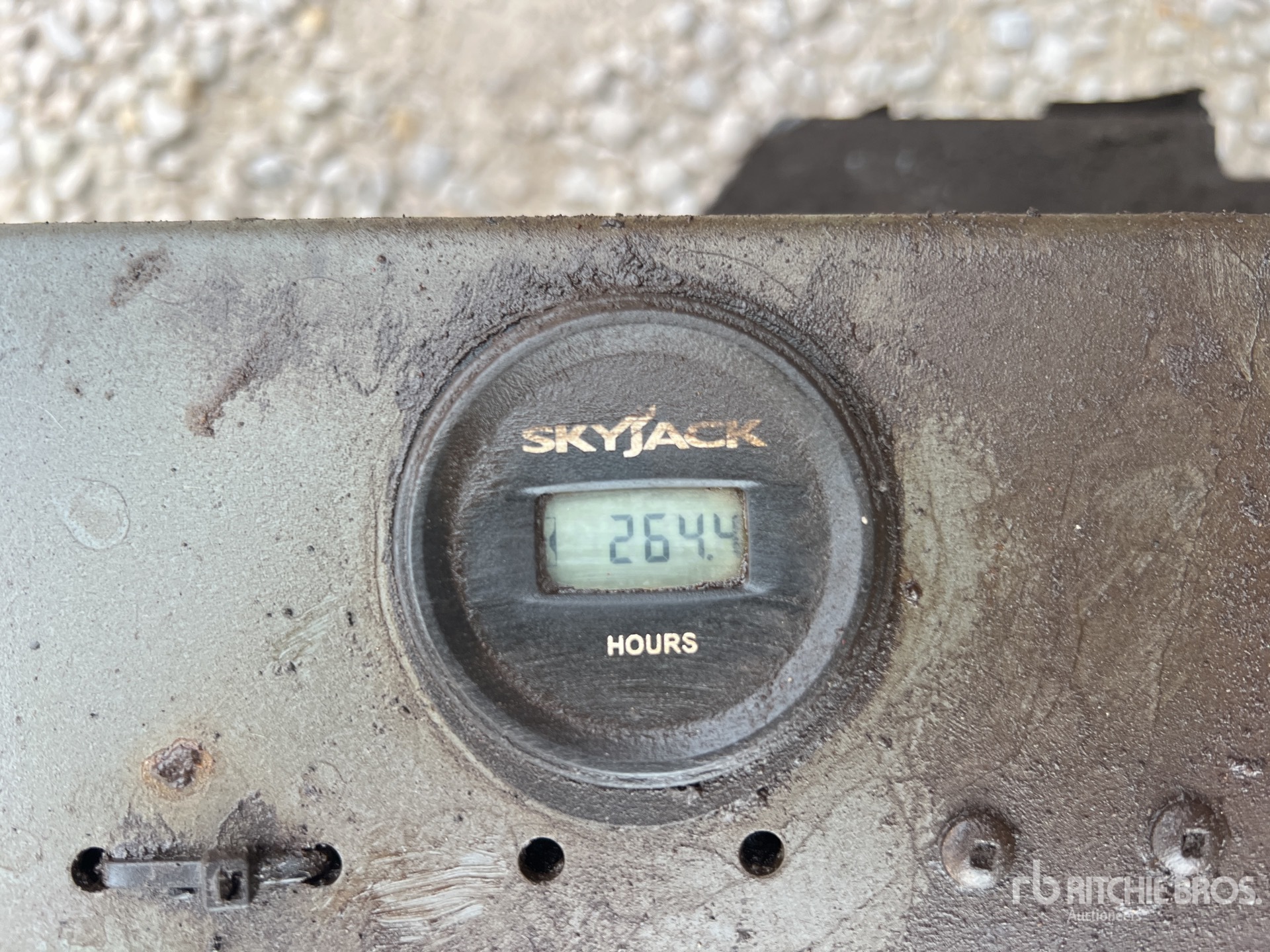 General Appearance with Hour Meter / Odometer