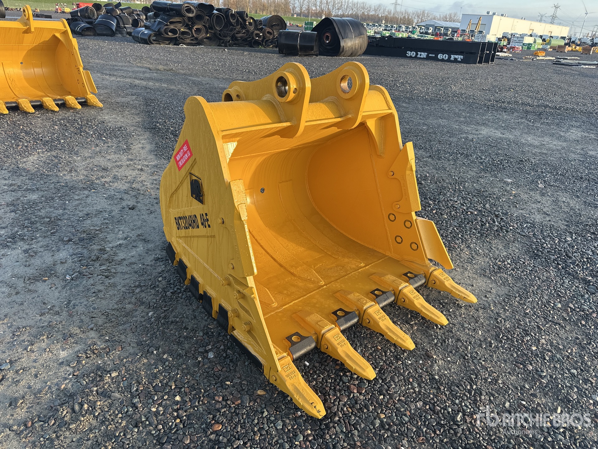 General Appearance with Image, coin avant gauche