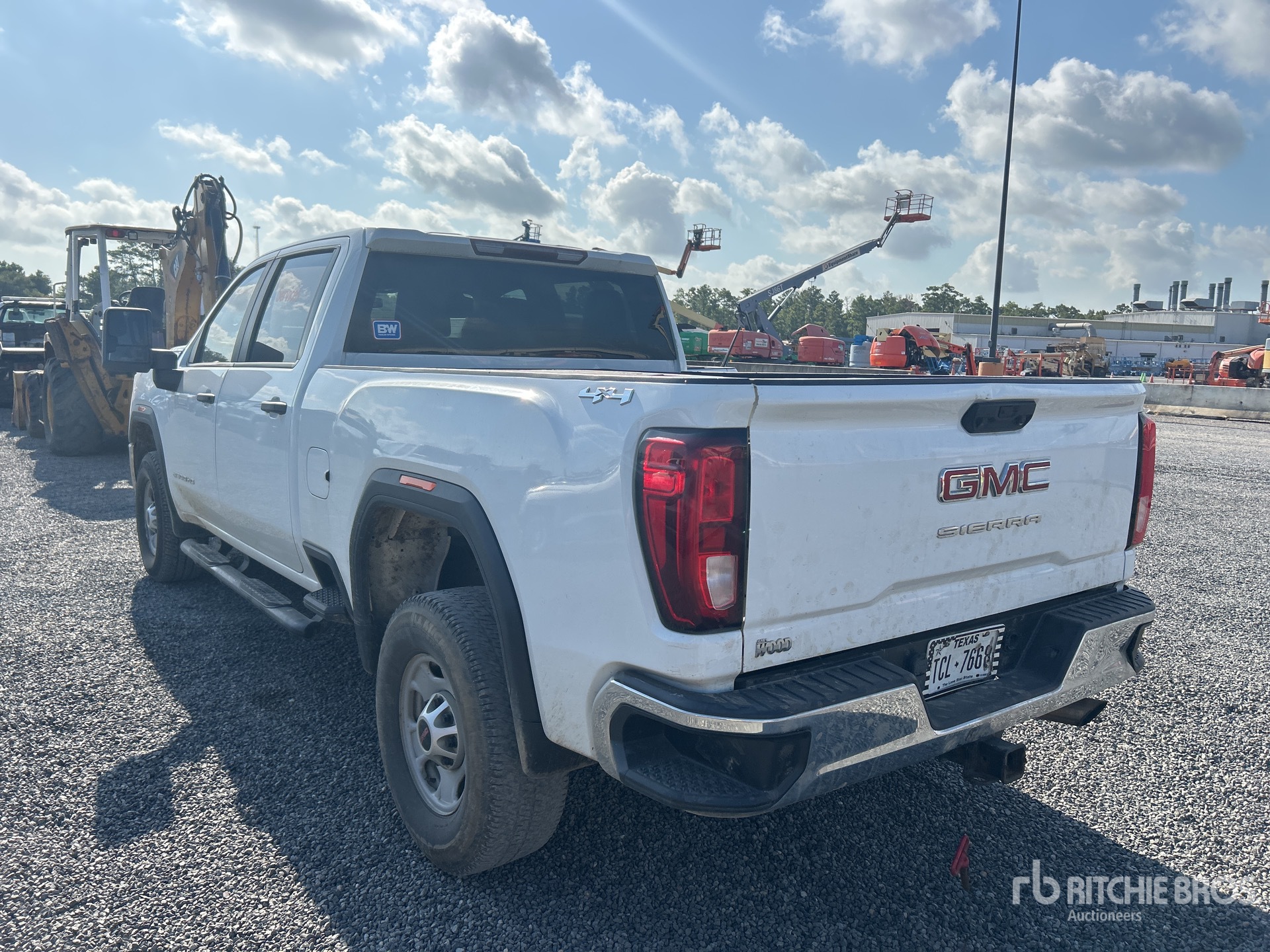 General Appearance with Picture, Left Rear Corner