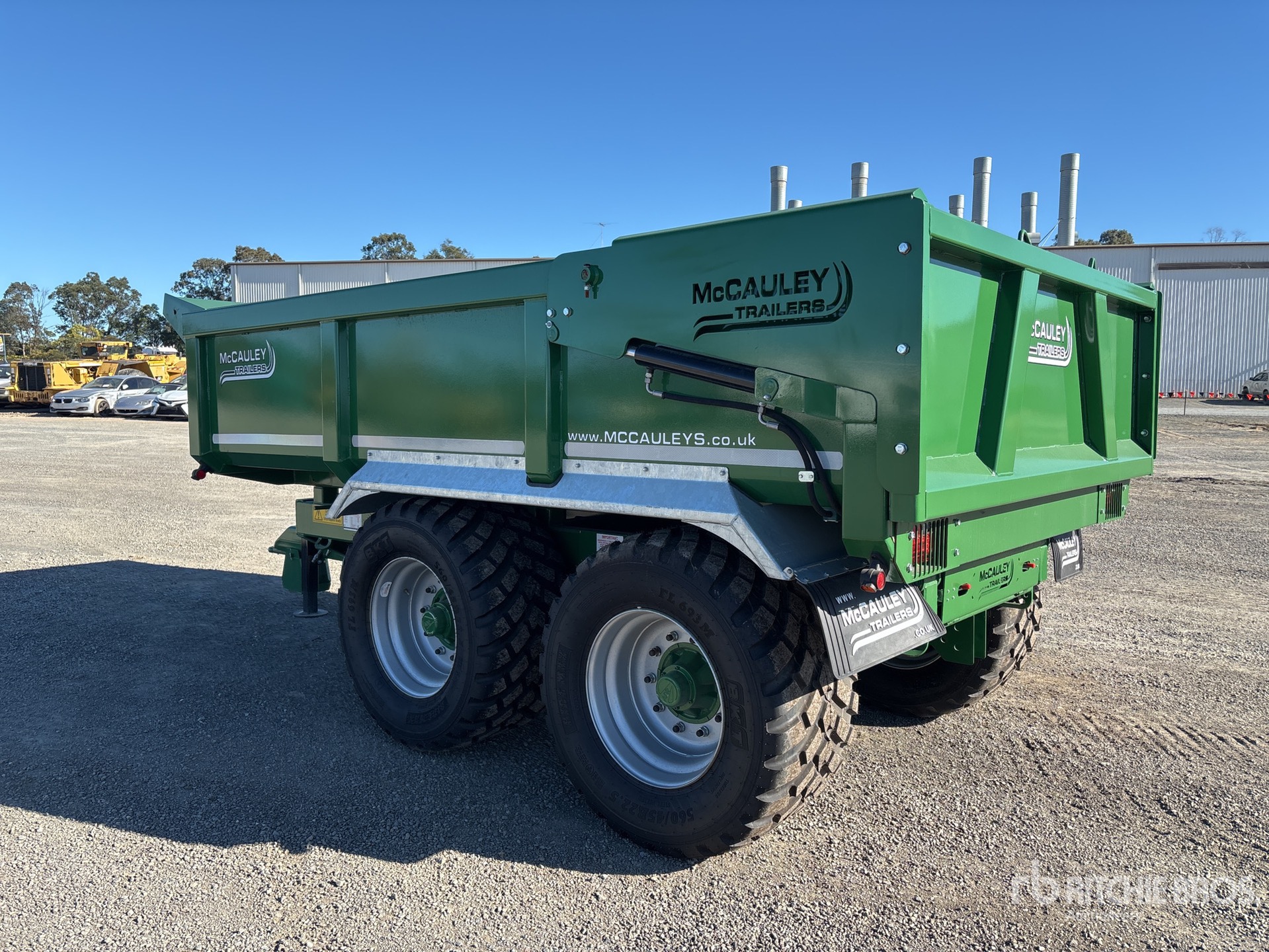 General Appearance with Picture, Right Rear Corner