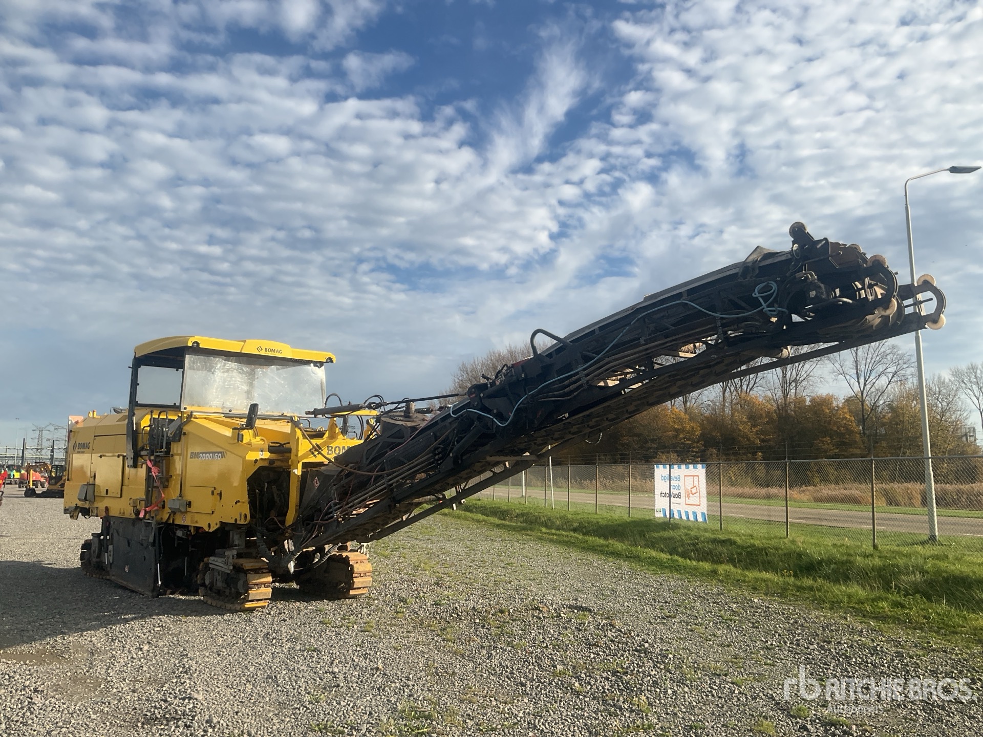 General Appearance with Imagen: esquina delantera derecha