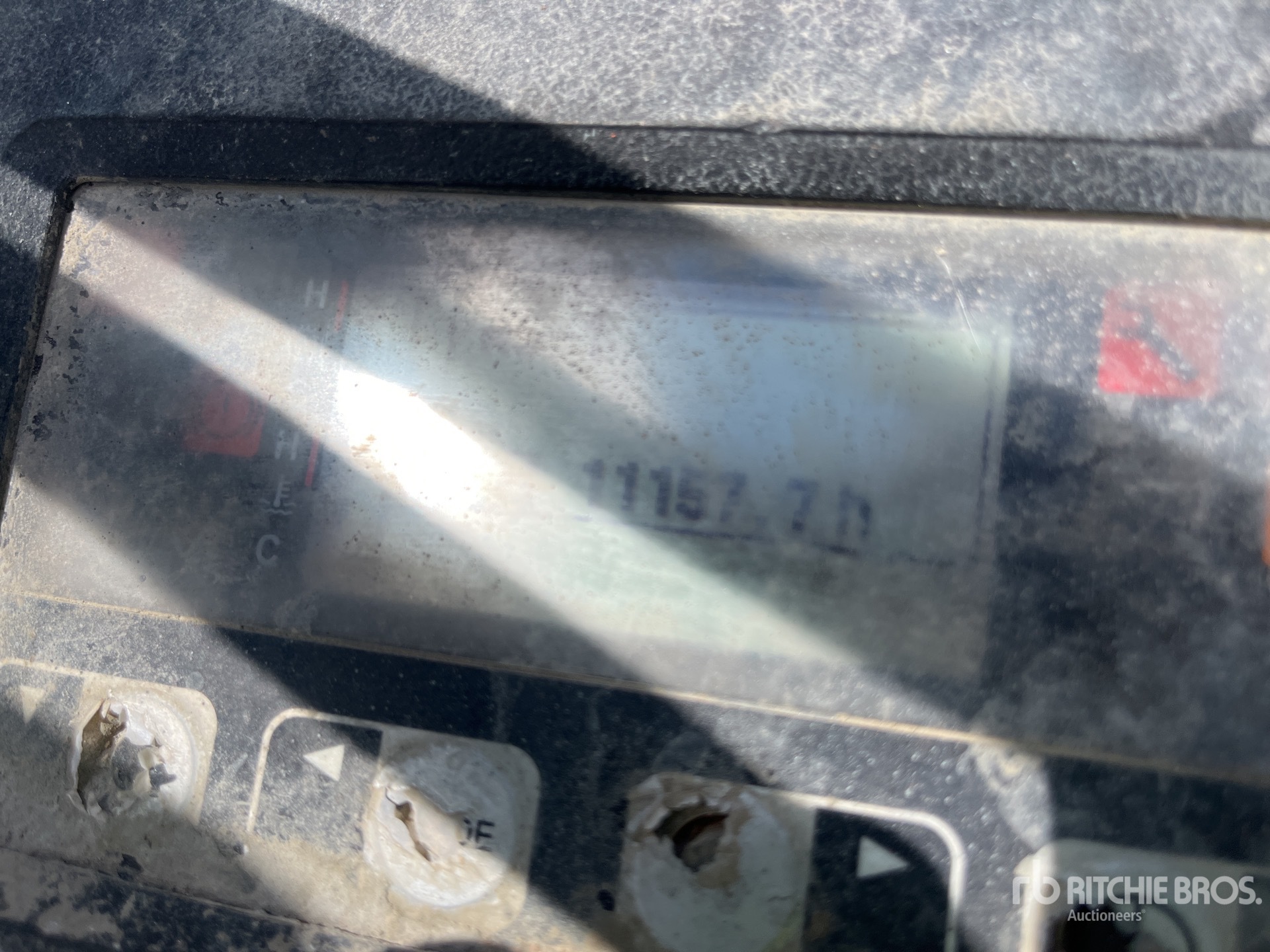 General Appearance with Hour Meter / Odometer