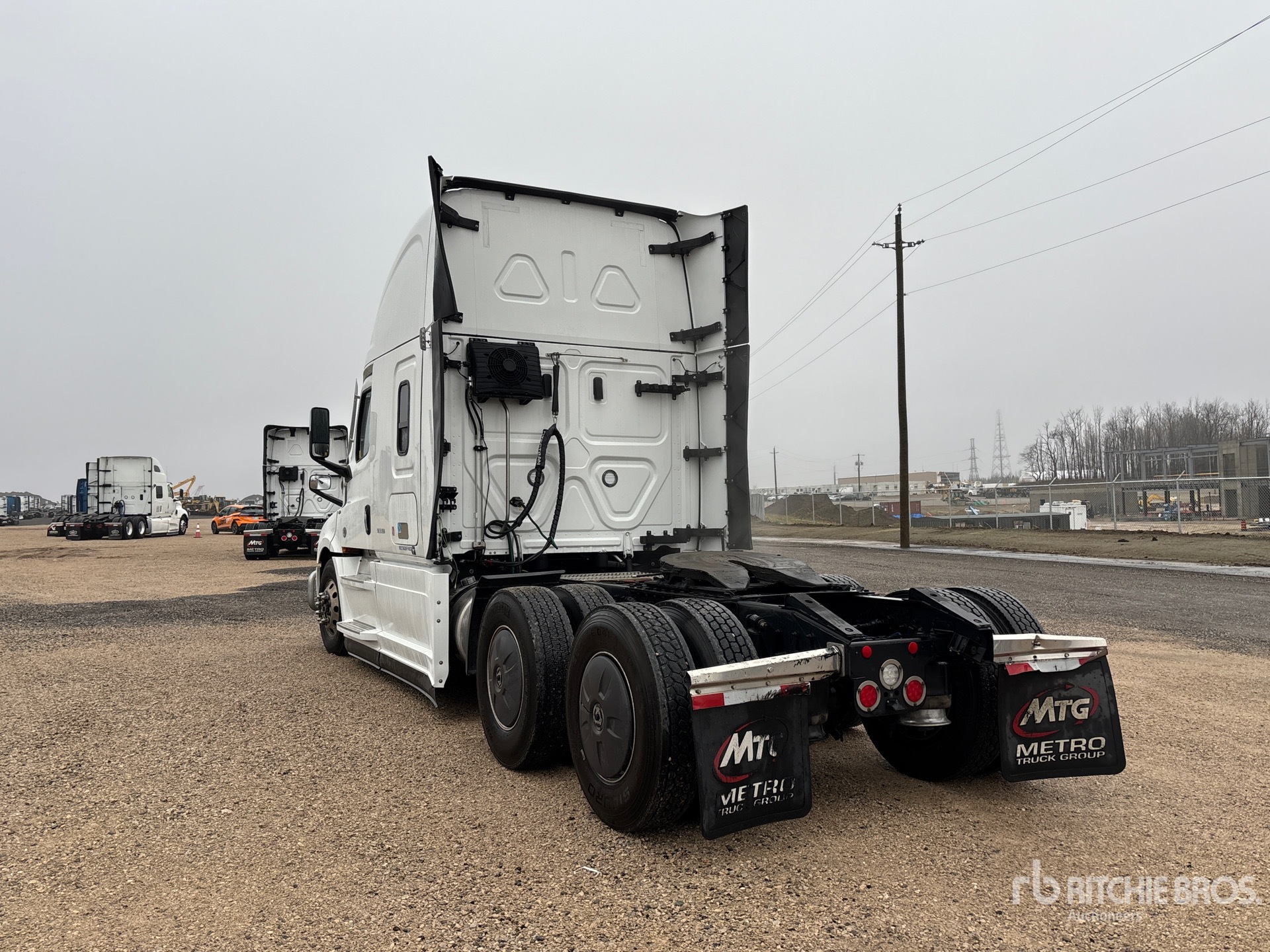 General Appearance with Bild, Ecke hinten links