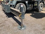 Chassis with Outrigger Cylinders